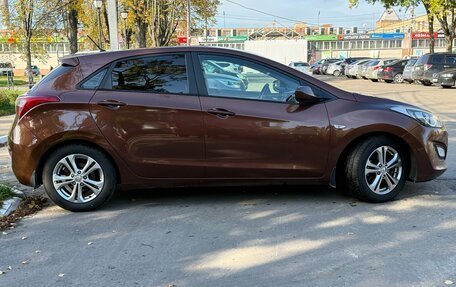 Hyundai i30 II рестайлинг, 2013 год, 950 000 рублей, 3 фотография