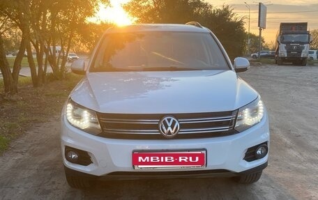 Volkswagen Tiguan I, 2011 год, 1 320 000 рублей, 2 фотография