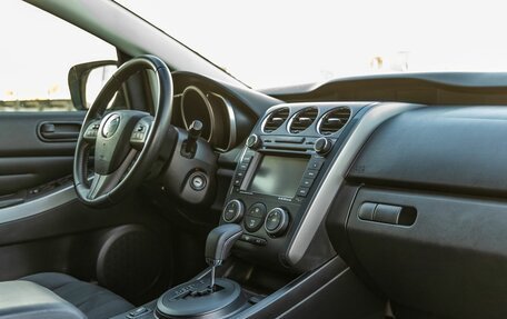 Mazda CX-7 I рестайлинг, 2011 год, 998 000 рублей, 32 фотография