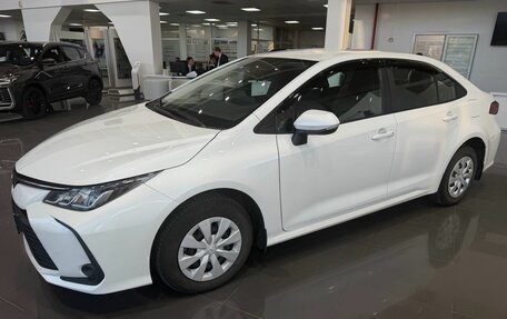 Toyota Corolla, 2022 год, 1 945 000 рублей, 1 фотография