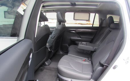 Toyota Highlander, 2026 год, 5 190 000 рублей, 6 фотография