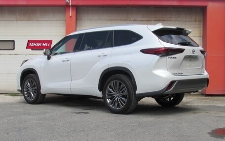 Toyota Highlander, 2026 год, 5 190 000 рублей, 8 фотография