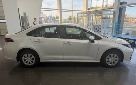 Toyota Corolla, 2022 год, 1 945 000 рублей, 4 фотография