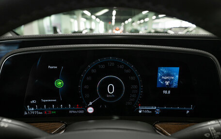 Cadillac Escalade V, 2023 год, 12 400 000 рублей, 16 фотография