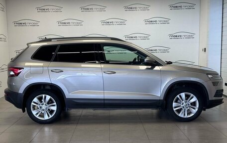 Skoda Karoq I, 2020 год, 2 350 000 рублей, 22 фотография