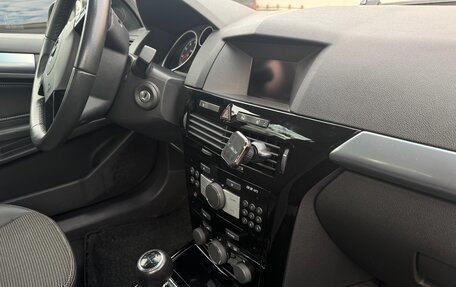 Opel Astra H, 2007 год, 750 000 рублей, 23 фотография