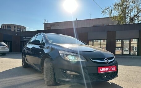 Opel Astra J, 2012 год, 395 000 рублей, 1 фотография