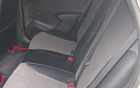 Hyundai Solaris II рестайлинг, 2012 год, 620 000 рублей, 5 фотография