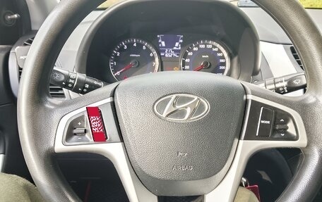 Hyundai Solaris II рестайлинг, 2012 год, 620 000 рублей, 9 фотография