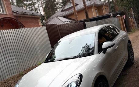 Porsche Macan I рестайлинг, 2014 год, 3 400 000 рублей, 26 фотография