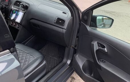 Volkswagen Polo VI (EU Market), 2013 год, 409 000 рублей, 10 фотография