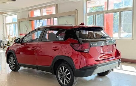 Toyota Yaris XP150 рестайлинг, 2023 год, 1 730 000 рублей, 8 фотография
