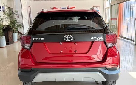 Toyota Yaris XP150 рестайлинг, 2023 год, 1 730 000 рублей, 7 фотография