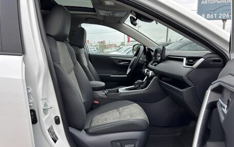 Toyota RAV4, 2024 год, 3 499 900 рублей, 16 фотография