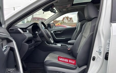 Toyota RAV4, 2024 год, 3 499 900 рублей, 12 фотография