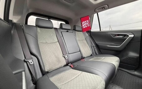 Toyota RAV4, 2024 год, 3 499 900 рублей, 14 фотография
