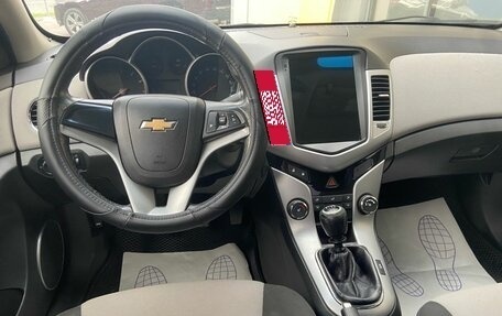 Chevrolet Cruze II, 2012 год, 549 000 рублей, 7 фотография