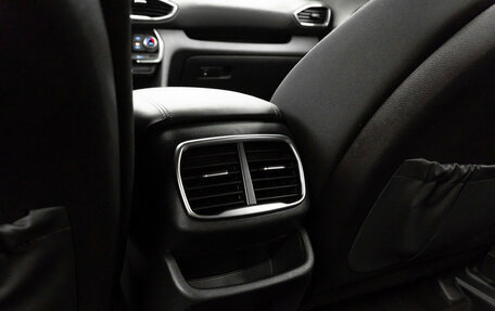 Hyundai Santa Fe IV, 2019 год, 2 840 000 рублей, 21 фотография