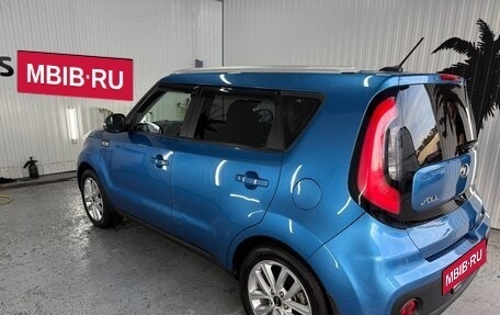 KIA Soul II рестайлинг, 2018 год, 1 540 000 рублей, 6 фотография