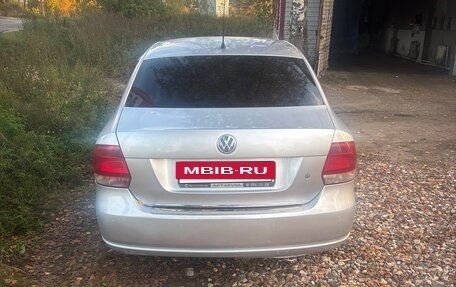 Volkswagen Polo VI (EU Market), 2012 год, 600 000 рублей, 4 фотография