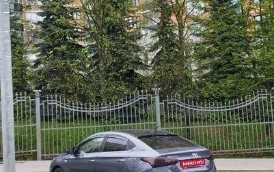 Hyundai Solaris II рестайлинг, 2021 год, 1 800 000 рублей, 1 фотография