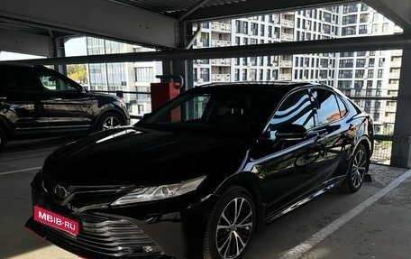 Toyota Camry, 2020 год, 3 450 000 рублей, 1 фотография