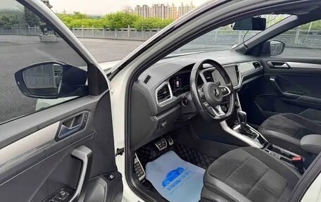 Volkswagen T-Roc I, 2022 год, 1 730 004 рублей, 5 фотография