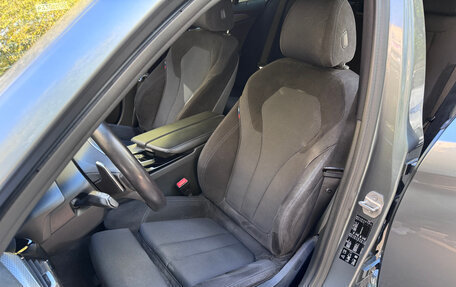 BMW 5 серия, 2018 год, 3 350 000 рублей, 12 фотография