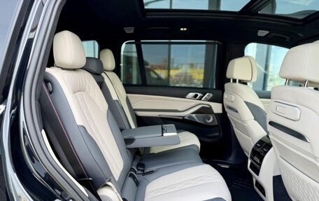 BMW X7, 2023 год, 11 999 999 рублей, 15 фотография