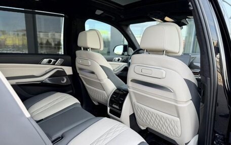 BMW X7, 2023 год, 11 999 999 рублей, 16 фотография