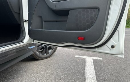Skoda Yeti I рестайлинг, 2017 год, 1 220 000 рублей, 9 фотография