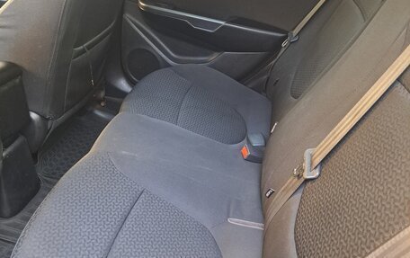 KIA Rio III рестайлинг, 2012 год, 600 000 рублей, 10 фотография
