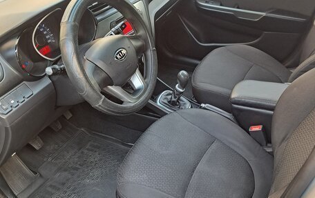 KIA Rio III рестайлинг, 2012 год, 600 000 рублей, 11 фотография
