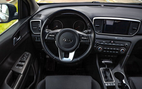 KIA Sportage IV рестайлинг, 2021 год, 2 429 000 рублей, 13 фотография