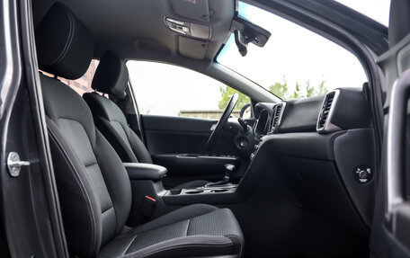 KIA Sportage IV рестайлинг, 2021 год, 2 429 000 рублей, 26 фотография