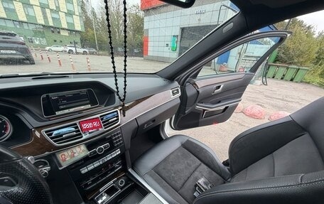 Mercedes-Benz E-Класс, 2014 год, 2 300 000 рублей, 16 фотография
