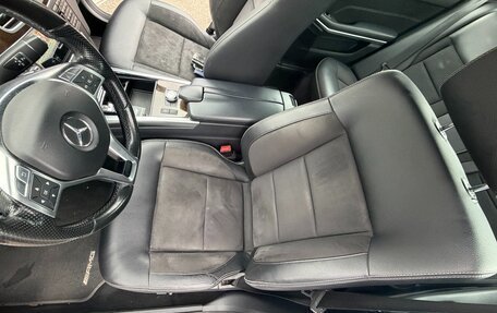 Mercedes-Benz E-Класс, 2014 год, 2 300 000 рублей, 21 фотография