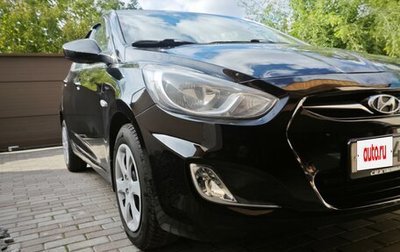 Hyundai Solaris II рестайлинг, 2011 год, 610 000 рублей, 1 фотография