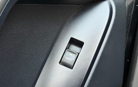 Toyota Land Cruiser Prado 150 рестайлинг 2, 2011 год, 2 799 000 рублей, 20 фотография