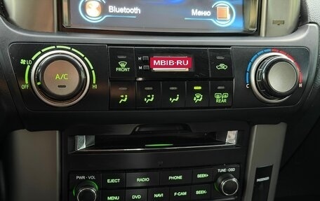 Toyota Land Cruiser Prado 150 рестайлинг 2, 2011 год, 2 799 000 рублей, 24 фотография