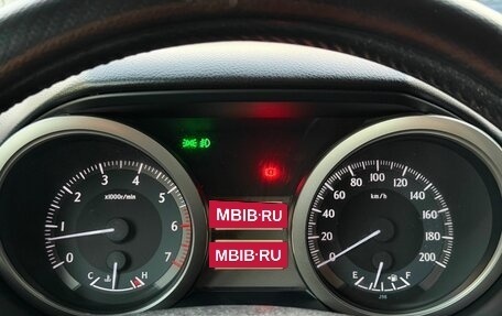 Toyota Land Cruiser Prado 150 рестайлинг 2, 2011 год, 2 799 000 рублей, 26 фотография