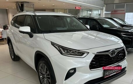 Toyota Highlander, 2026 год, 5 850 000 рублей, 4 фотография