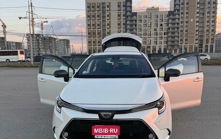 Toyota Corolla, 2019 год, 2 200 000 рублей, 3 фотография