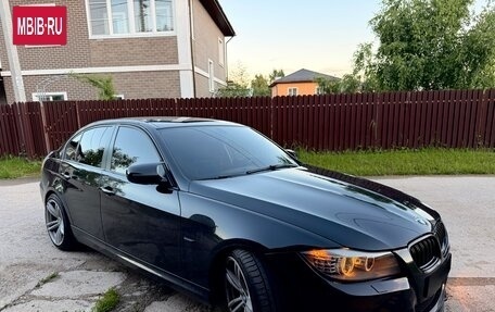 BMW 3 серия, 2010 год, 1 050 000 рублей, 15 фотография