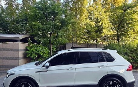 Volkswagen Tiguan II, 2023 год, 3 180 000 рублей, 8 фотография