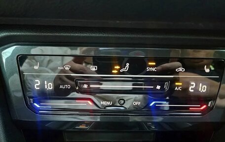 Volkswagen Tiguan II, 2023 год, 3 180 000 рублей, 15 фотография