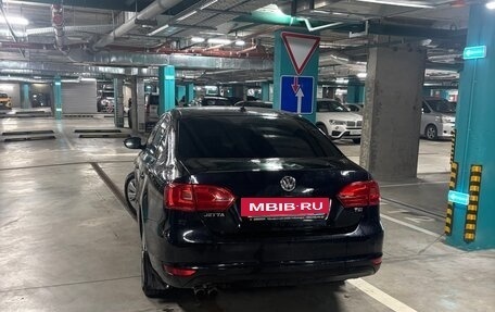 Volkswagen Jetta VI, 2013 год, 850 000 рублей, 5 фотография