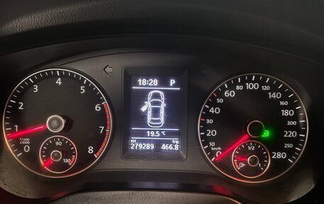 Volkswagen Jetta VI, 2013 год, 850 000 рублей, 11 фотография