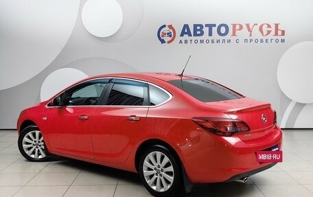 Opel Astra J, 2013 год, 828 000 рублей, 2 фотография