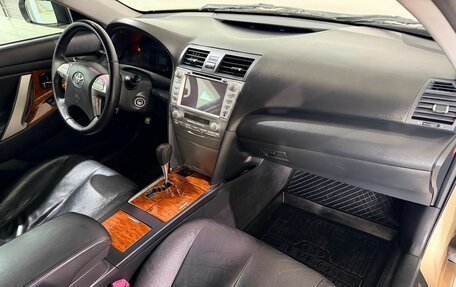Toyota Camry, 2010 год, 1 270 000 рублей, 14 фотография